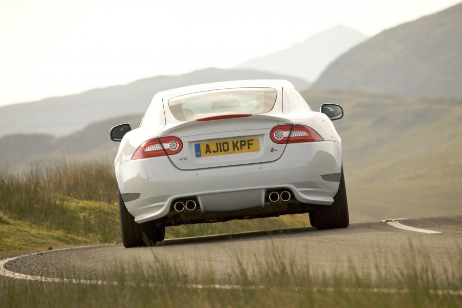  Jaguar XKR Speed 2010 года  (фото 16 из 38)